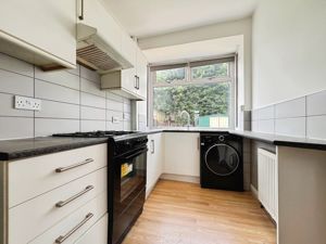 Kitchen- click for photo gallery